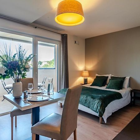 Ovelia Seynod - Les Balcons D'Annecy Apartment Exterior foto